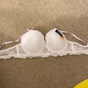White Lacey bra
